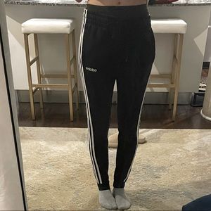 Adidas sweatpants